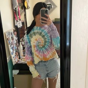 Cropped sweatshirt